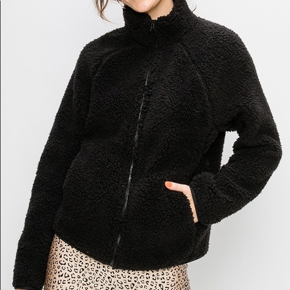 Jackets & Blazers - 🐻BLACK FULL ZIP PLUSH FLEECE COAT W/POCKETS